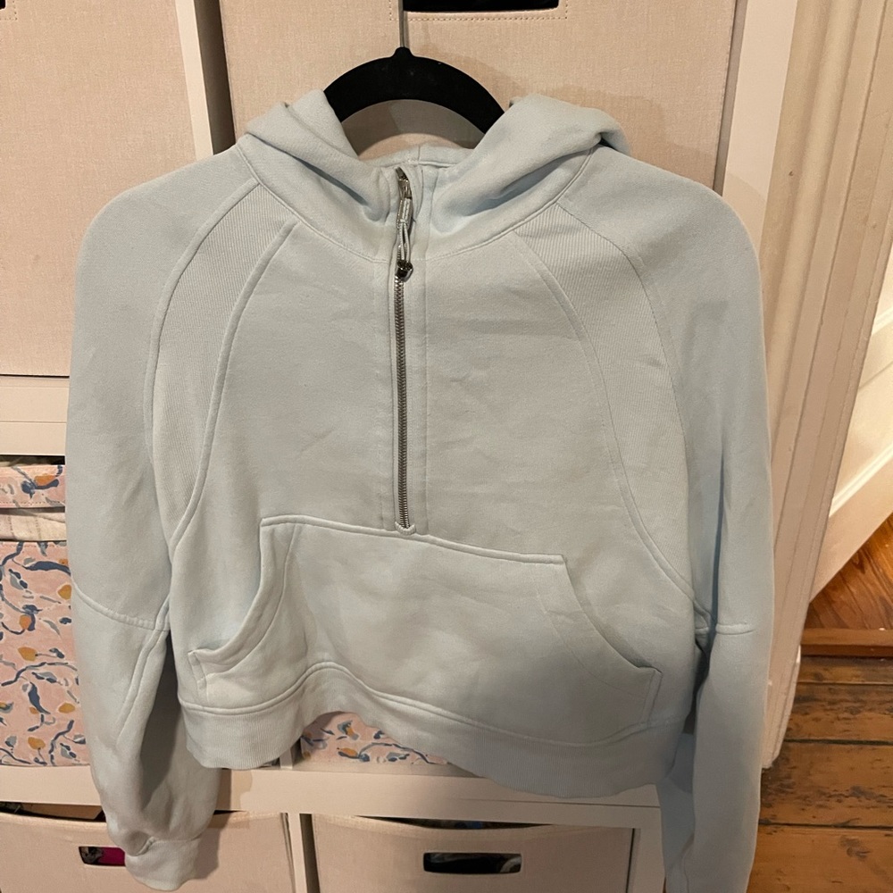 Lululemon power blue scuba half zip